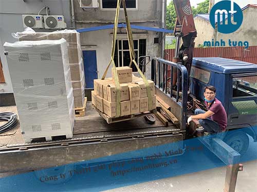 lap-dat-ups-100kva-cho-may-cong-huong-tu-tai-benh-vien-quoc-te-thai-nguyen